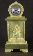 Антиквариат.ру - Старинные  каминные часы с боем 1830-1840 -е годы. №010936 - Представленные на продажу антикварные каминные часы, отражают художественные особенности каминных часов французского производства 1830-40-х годов, времени правления короля Франции Луи Филиппа (1830-1848). Совокупность используемых в это время образов, декоративных и орнаментальных мотивов часто называют стилем Луи Филипп. В оформлении каминных часов этого времени, как и других предметов декоративного искусства, преобладают композиции романтической направленности, которые часто дополняются историческими образами средневековья. 