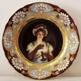 Арт-студия "Кентавр" - Декоративная тарелка с портретом девушки №014404