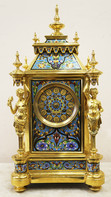 Арт-студия "Кентавр" - Часы в готическом стиле, украшенные эмалью клуазоне №015432
