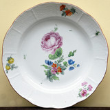 Арт-студия "Кентавр" - Ординарная тарелка с цветком пиона из Вседневного сервиза №015965