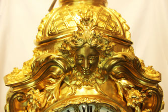 Арт-студия "Кентавр" - Дворцовые старинные часы в стиле барокко с фигурой дракона №012077