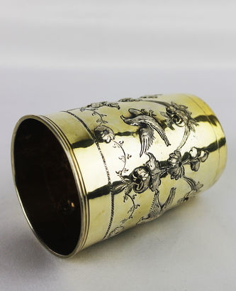 Арт-студия "Кентавр" - Серебряный стакан с изображением птиц и цветочных гирлянд №012861
