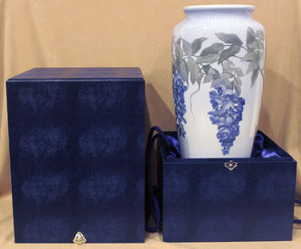 Арт-студия "Кентавр" - Старинная ваза с изображением глицинии в стиле модерн (ар-нуво)  №013785